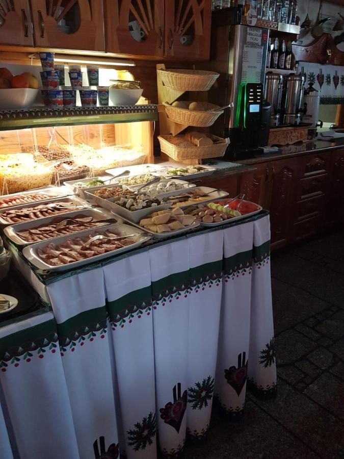 Pensjonat&Restauracja-Pizzeria Zbójecki Dwór - 15 minut pieszo do term, tel 604-865-566 Bukowina Tatrzańska Exterior foto