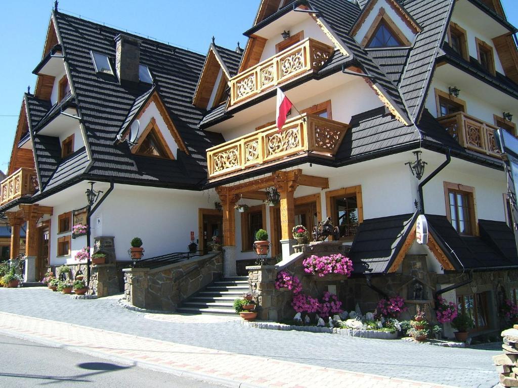 Pensjonat&Restauracja-Pizzeria Zbójecki Dwór - 15 minut pieszo do term, tel 604-865-566 Bukowina Tatrzańska Exterior foto